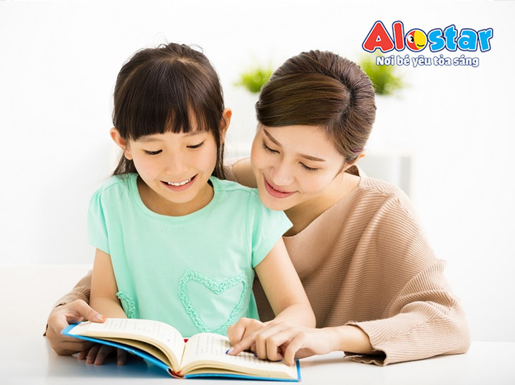 Cho bé học tiếng Anh trong độ tuổi vàng mang lại nhiều lợi ích về não bộ